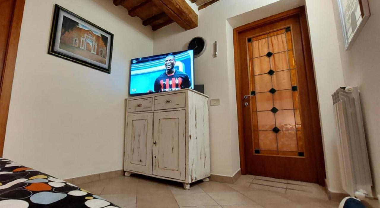 Cor Magis Kamullia - 200 Meters From The Historic Center And Close To The Train Station Siena Exterior photo